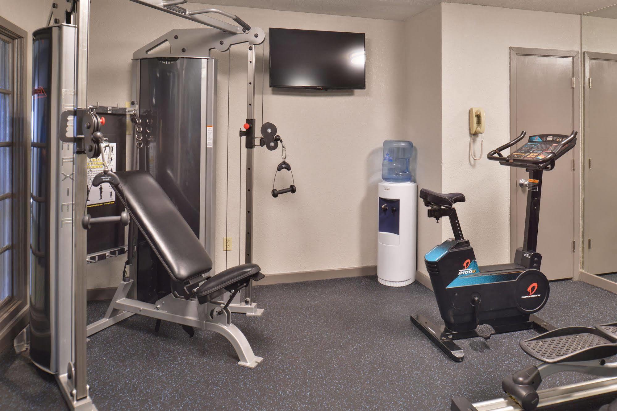 Irving Inn & Suites At Dfw Airport Bagian luar foto